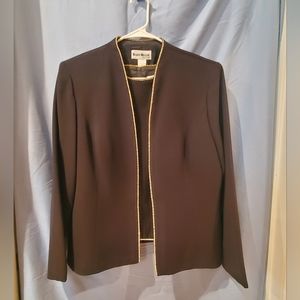 Karen Miller Size 18